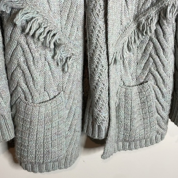 Hayley Menzies | Women's Gray Fringe Wool & Alpaca Blend Sweater Size Small - Picture 2 of 6